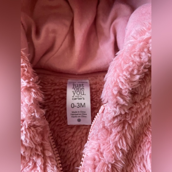 CARTER’S INFANT FUZZY PINK HOODED JACKET size 0-3 months ( Like New) - Picture 6 of 8